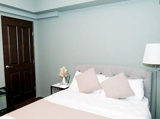 Lmk Staycation La Verti Residences Aparthotel
