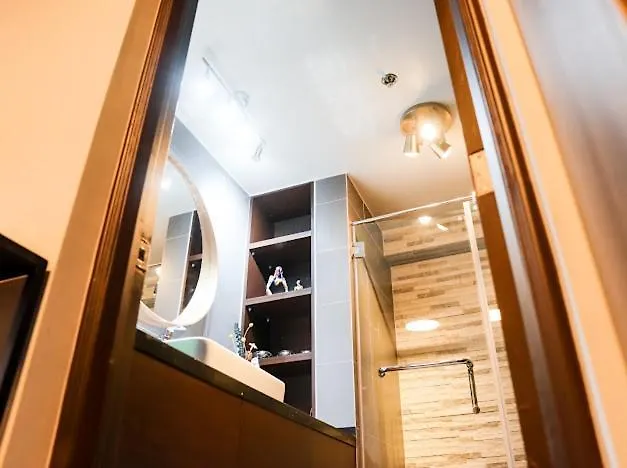 Lmk Staycation La Verti Residences