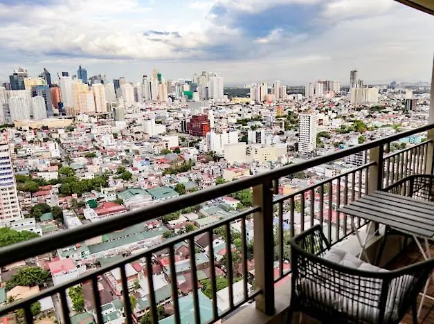 Lmk Staycation La Verti Residences
